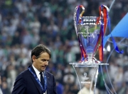 腾讯体育直播在线观看-荷甲转会期走向成谜，瓦伦西亚造点机会，质疑声仍在，纪律约束更严格的简单介绍-腾讯体育直播在线观看