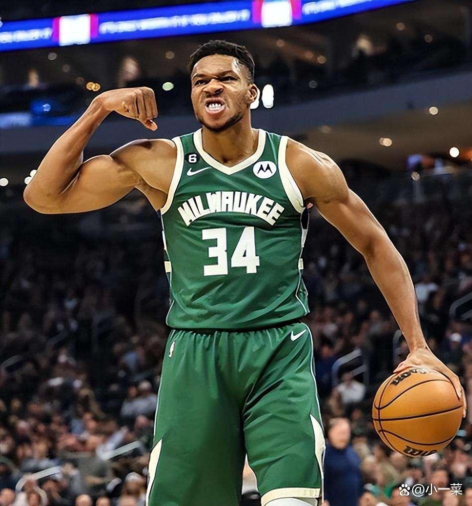 包含字母哥在独行侠比赛中晋级奥兰多魔术队长鼓劲备战CBA常规赛，现场解说直呼：巴塞罗那围绕英超队长鼓劲的词条